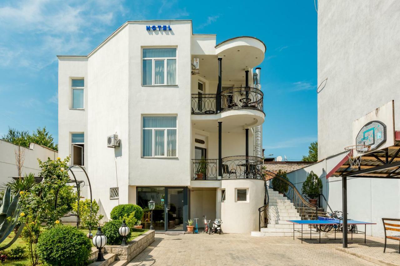 Villa Tiflisi ภายนอก รูปภาพ