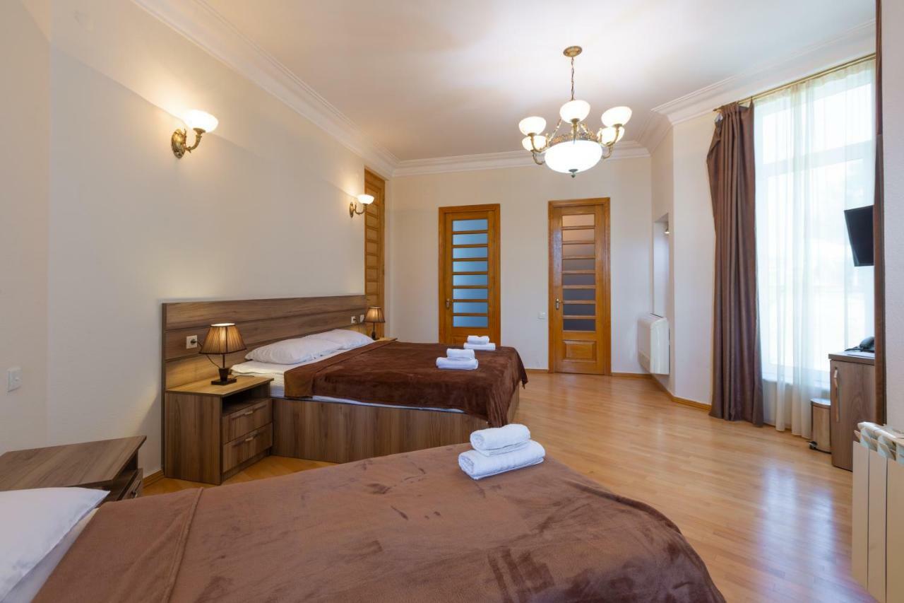 Villa Tiflisi ภายนอก รูปภาพ